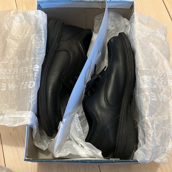 Sperry Top-Sider black dress shoes size 1 M - Picture 5 of 6
